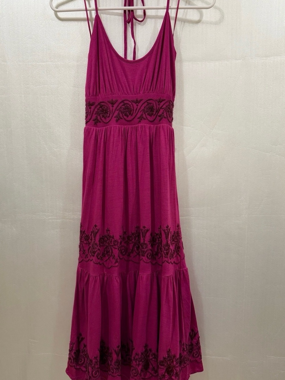 Sweetees Magenta Floral Embroidered Tiered Midi Dress Halter Neck Boho Size XS